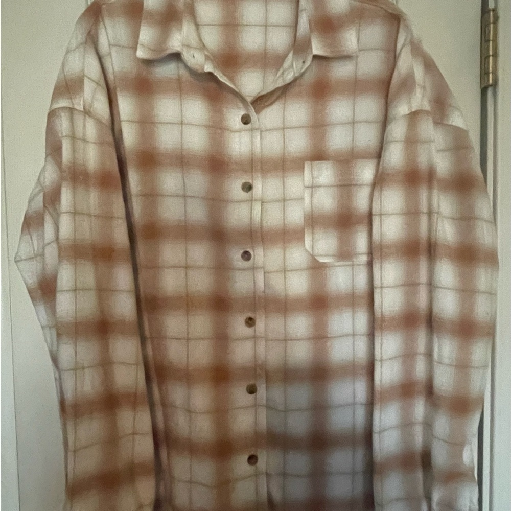 Women’s Plaid Button-Up Shirt